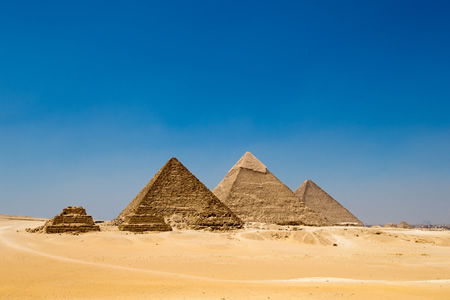 画像クフ王のピラミッド