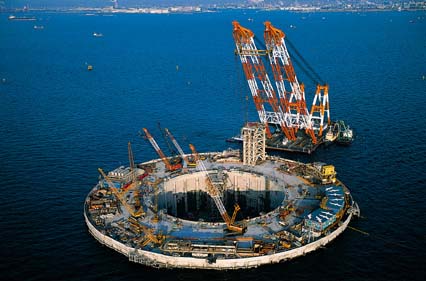 施工中の川崎人工島の写真
