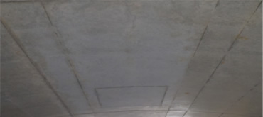 図版：特殊混和剤を用いた覆工用中流動コンクリートを使用したときの内空表面の仕上がり状況