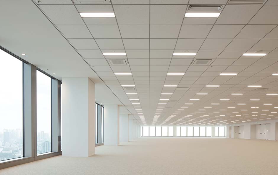 内装計画・照明計画の統合的な取り組みにより省エネと明るさ感を両立させたオフィス