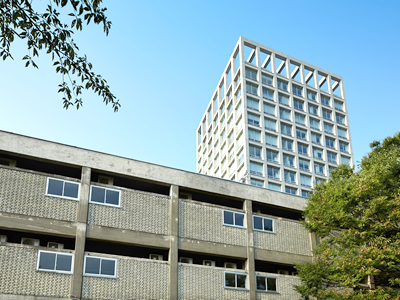 図版：早稲田大学戸山キャンパス 33号館