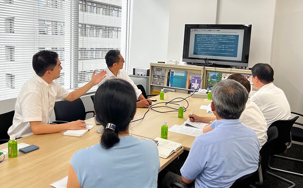 Dialogue with domestic Group companies