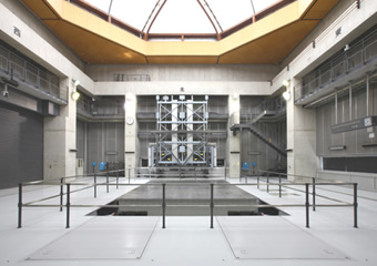 High Performance 3-Dimensional Shaking Table System