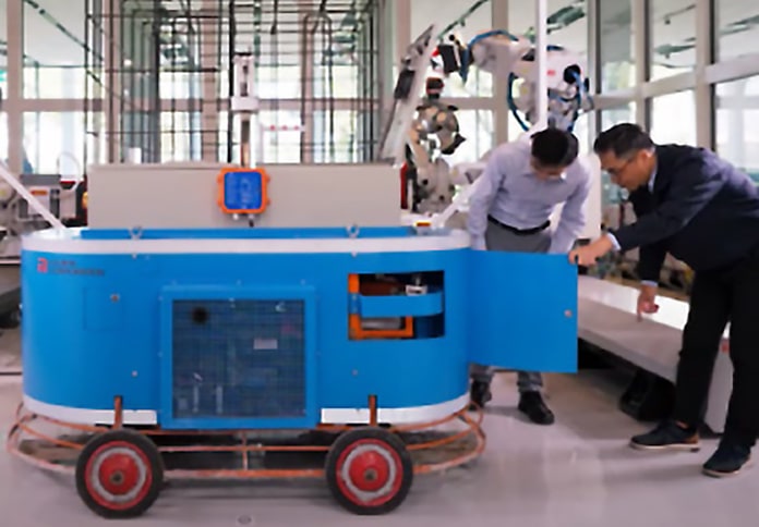 image: Development status of concrete-floor-finishing robot