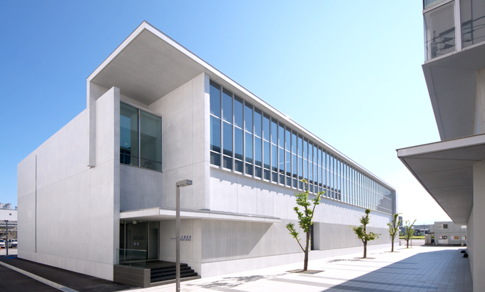 Toyama Chemical No. 7 Research Laboratory