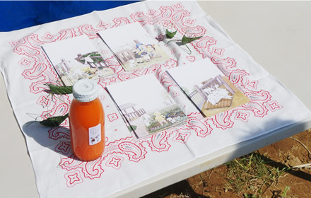 図版：ヤギのポストカードやヤギ除草した畑で収穫したニンジンジュースのプレゼント