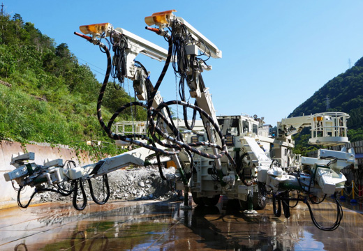 国内初！山岳トンネル工事で2ノズル吹付け機を自動化 | プレスリリース