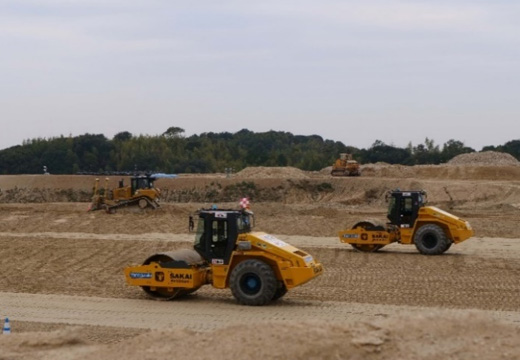 自動化施工システム「A4CSEL」造成工事への本格適用を開始 | プレス