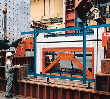 �n�j�J���_���p��p�������k�⋭�̍\������