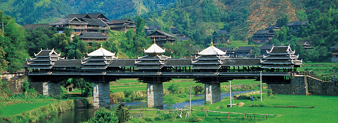 写真：程陽（永済）橋