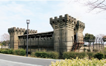 図版：大島小松川公園内に残る旧小松川閘門
