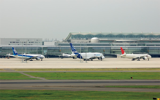 写真：東京国際空港国際線旅客ターミナルビル
