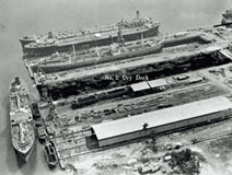 写真：施工中のジュロン造船所第2ドック。その上が第1ドック