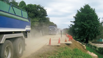 写真：拡張された進入路