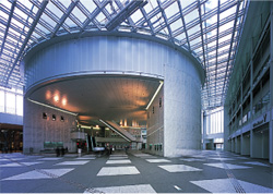 �O�����h���r�[