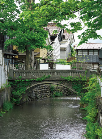 写真：「長光寺橋」（岩手県奥州市）