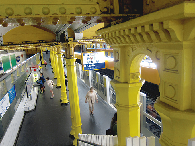 写真：1号線リヨン駅