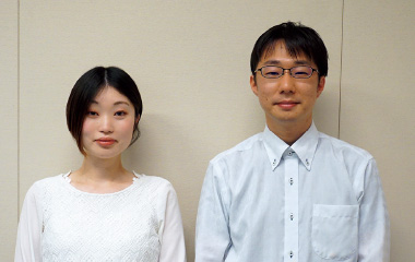 図版：土井原美桜担当（左）と中川和歩担当