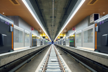 図版：開通前，相鉄東急直通線「新横浜駅」の線路