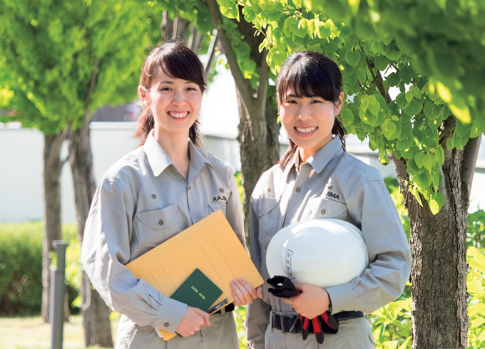 写真：岡田侑子さん,笹岡里衣さん