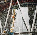 �z�[�������̑�^�K���X�ݒu�̗l�q