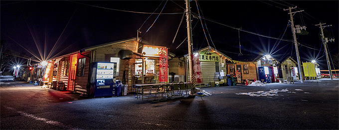 写真：市街にあった50の商店が再集結した「きぼうのかね商店街」