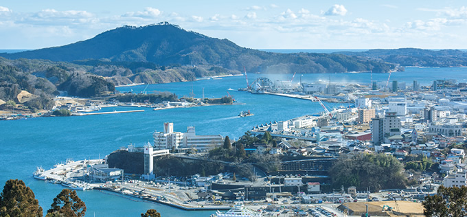 写真：安波山から見た気仙沼湾