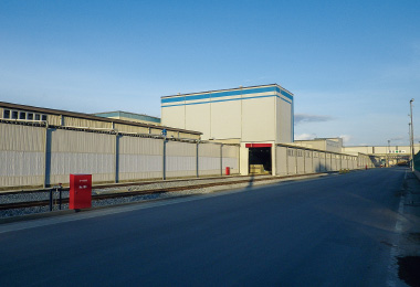 図版：復旧後の工場の様子（2013年2月5日）