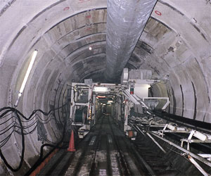 第二名神 栗東トンネル下り線西工事