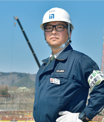 写真：岡野春彦所長