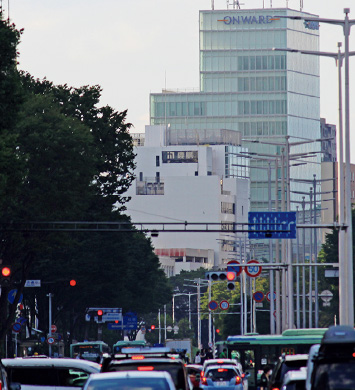 図版：東北支店ビル遠景