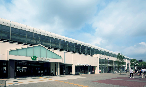 図版：2014（平成26）年に竣工した駅ビルCIAL桜木町