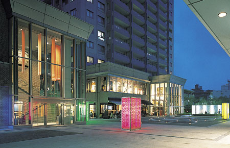 �A�h���X�v���U��i