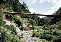 写真：西の谷橋（三重県）