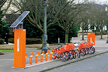 写真：地元企業であるナイキが出資して展開している自転車シェアリングの駐輪場