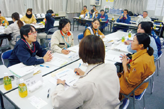 写真：意見交換会の様子