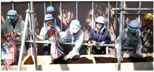 「けんせつ小町」を中心とした環境整備活動の様子（京都女子大学工事）