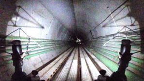 暗所(トンネル)での実証実験状況