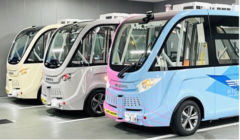 自動運転バス「NAVYA ARMA」