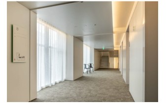 図版：8階EVホール