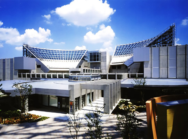 岐阜県営公園世界淡水魚園水族館