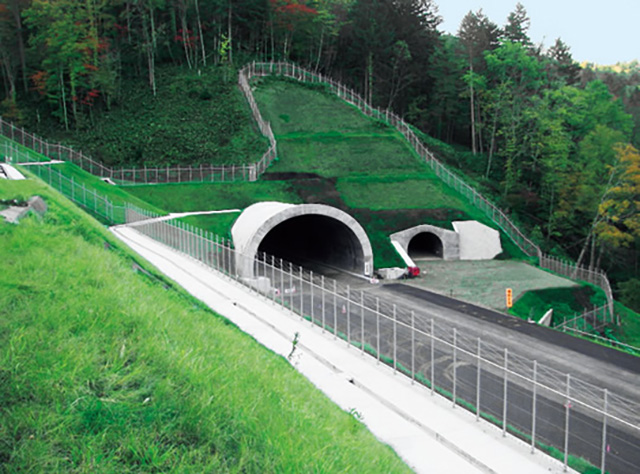 北海道横断自動車道 大夕張トンネル東工事