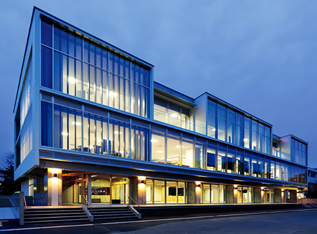 三重大学 環境・情報科学館