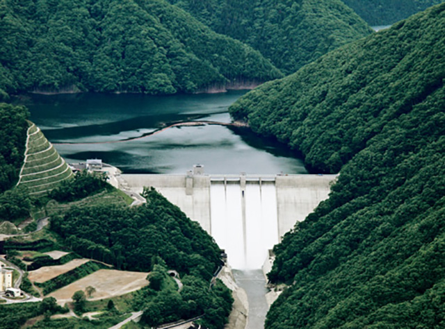 湯西川ダム
