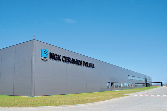 NGK セラミックスポーランド第2工場