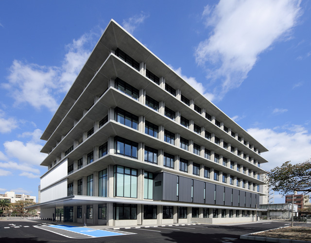 徳島地方・家庭・簡易裁判所庁舎