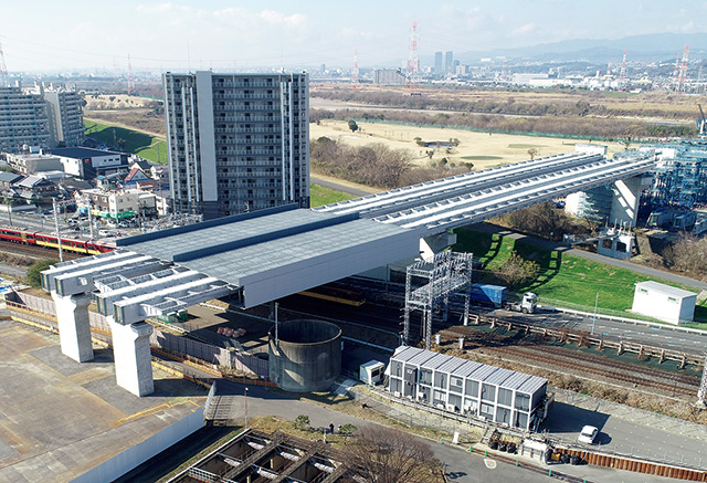 西日本高速道路受託 淀川東高架橋（P2－P4鋼上部工）工事
