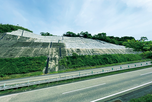 令和3年度長崎自動車道川久保地区災害応急復旧