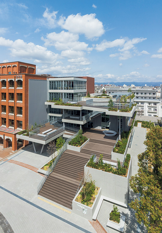 龍谷大学 深草キャンパス 灯炬館・慧光館・聞思館・結連橋