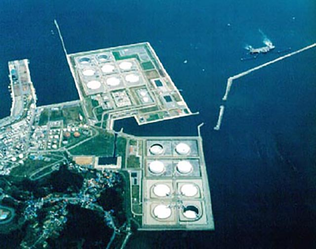 秋田石油備蓄基地